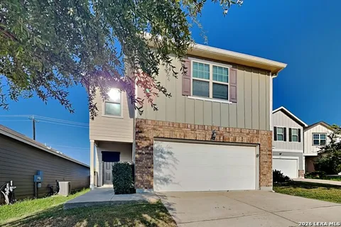 4945 Hallies Garden