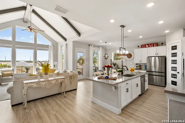 113 Vamanos Boerne, TX 78006