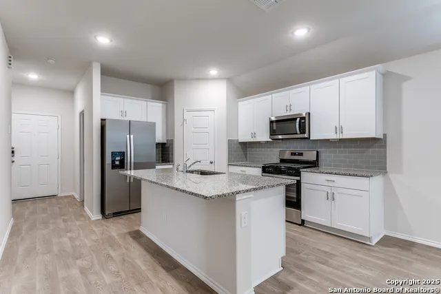 1714 Kolbe New Braunfels, TX 78130
