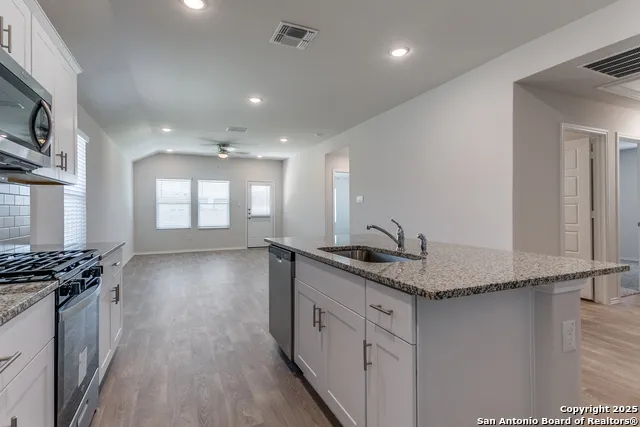 1714 Kolbe New Braunfels, TX 78130