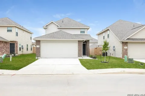 2354 Applewhite Meadow