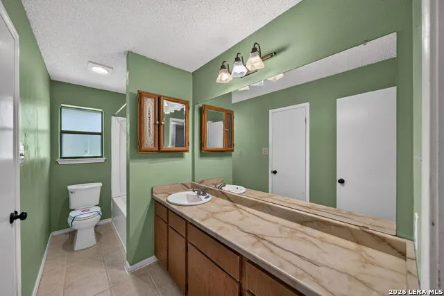 306 Meadow Dr Marion, TX 78124
