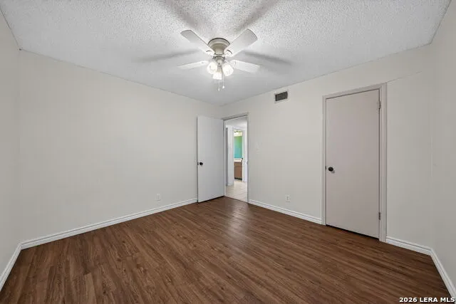 306 Meadow Dr Marion, TX 78124