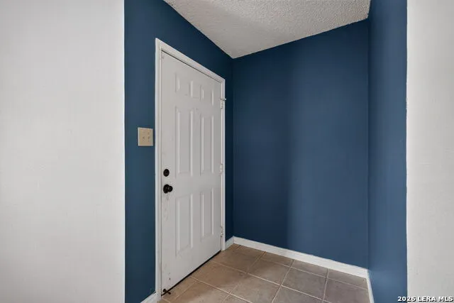 306 Meadow Dr Marion, TX 78124