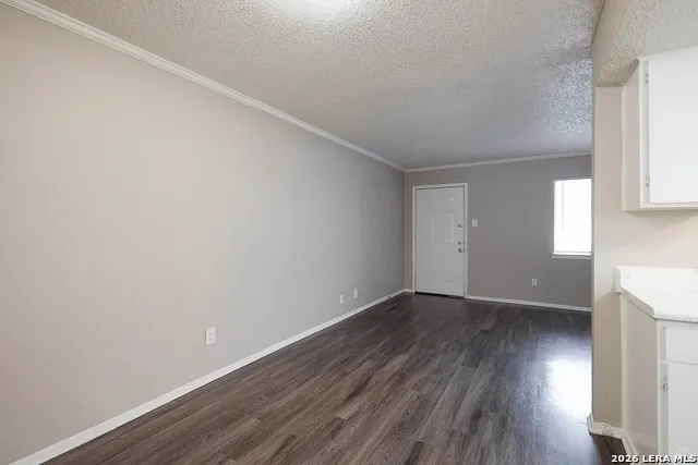 8100 MOPAC EXPY Unit 13-257 Austin, TX 78759