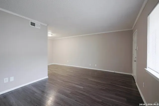 8100 MOPAC EXPY Unit 13-257 Austin, TX 78759