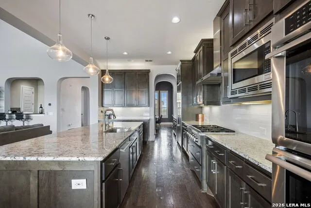 6743 Bella Colina San Antonio, TX 78256