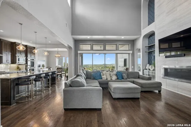 6743 Bella Colina San Antonio, TX 78256