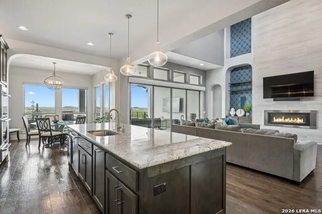 6743 Bella Colina San Antonio, TX 78256