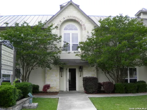624 Main #105