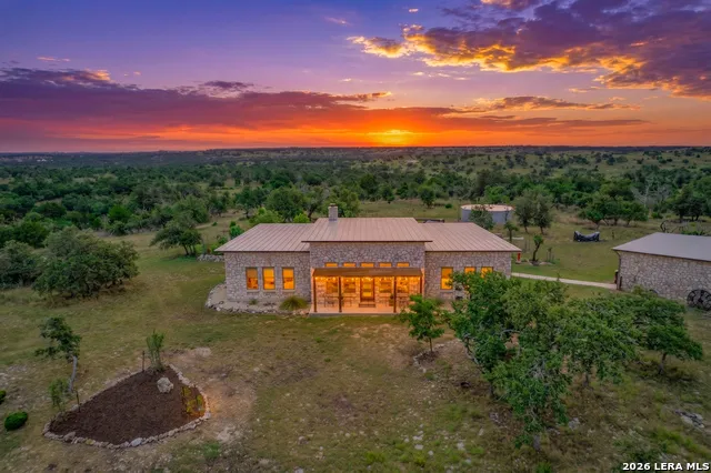 2201 Poverty Hill Ranch Rd Fredericksburg, TX 78624