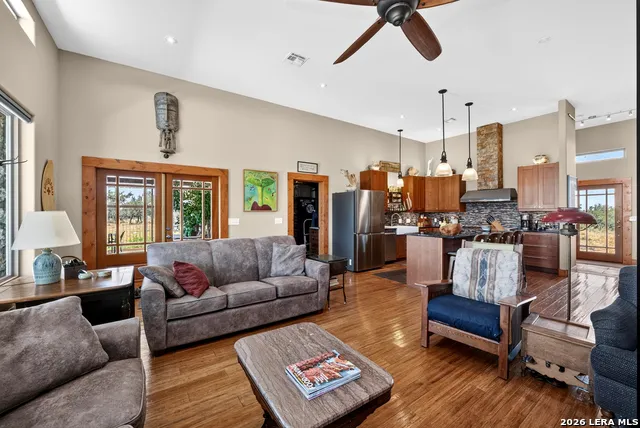 2201 Poverty Hill Ranch Rd Fredericksburg, TX 78624