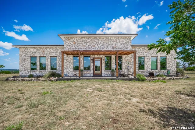 2201 Poverty Hill Ranch Rd Fredericksburg, TX 78624