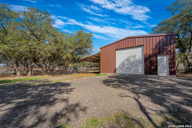 2444 PURGATORY RD New Braunfels, TX 78132