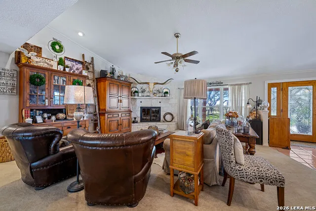 2444 PURGATORY RD New Braunfels, TX 78132