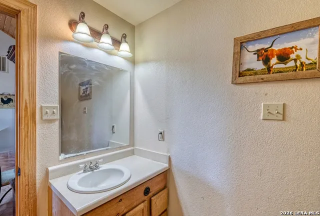 149 Red Oak Road Leakey, TX 78873