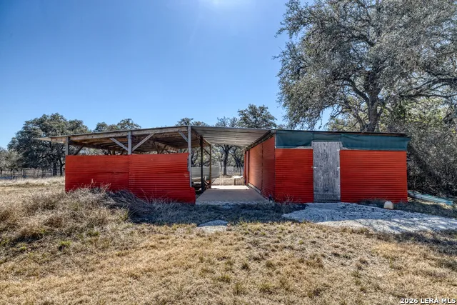 149 Red Oak Road Leakey, TX 78873