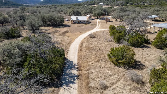 149 Red Oak Road Leakey, TX 78873