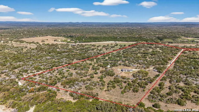 4317 CR 251 Hondo, TX 78861