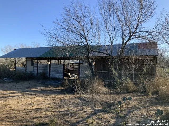 SV-49 LOT 2 Fm 1333 Poteet, TX 78065