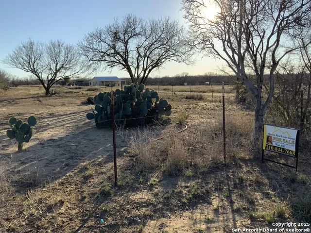 SV-49 LOT 2 Fm 1333 Poteet, TX 78065