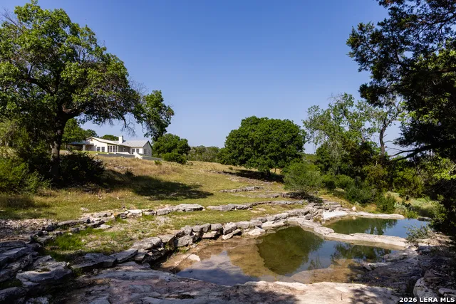 174 Cedar Rock Trail Hunt, TX 78024