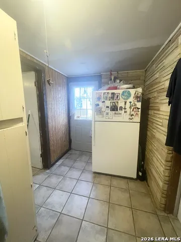 141 County Road 779 Devine, TX 78016