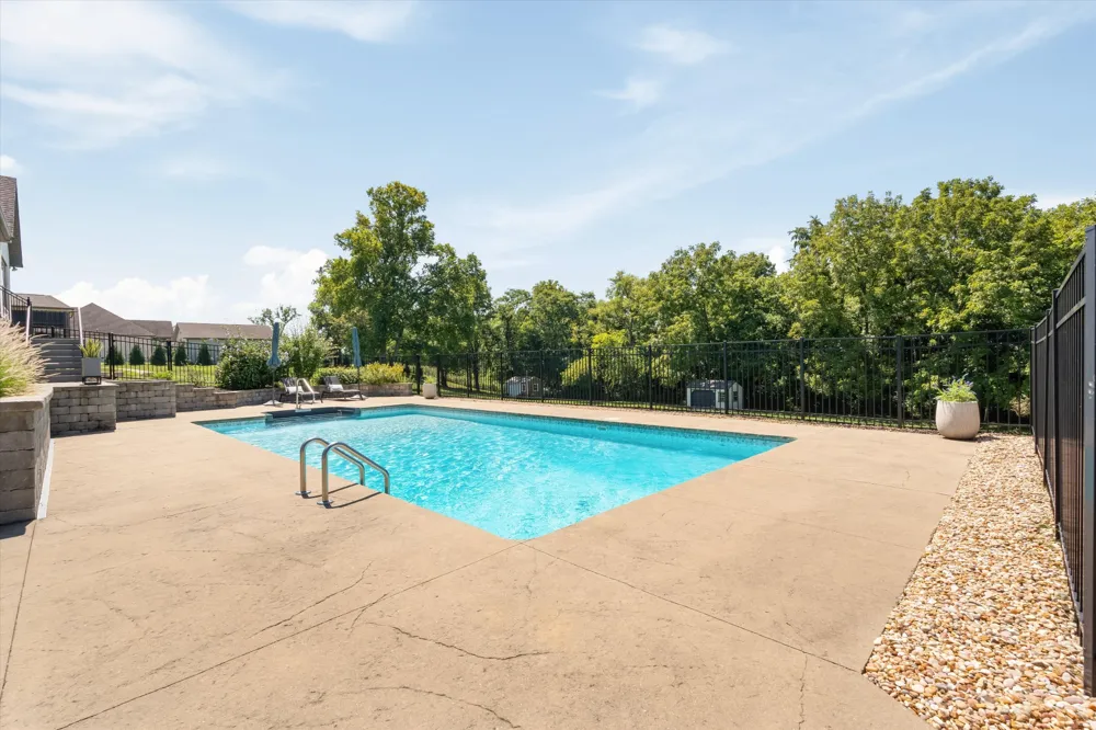 868 Douglas Bend Rd Gallatin, TN 37066