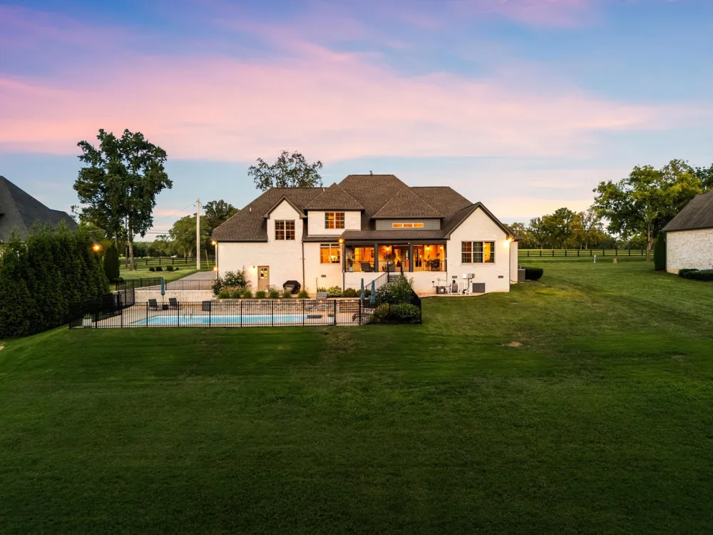 868 Douglas Bend Rd Gallatin, TN 37066