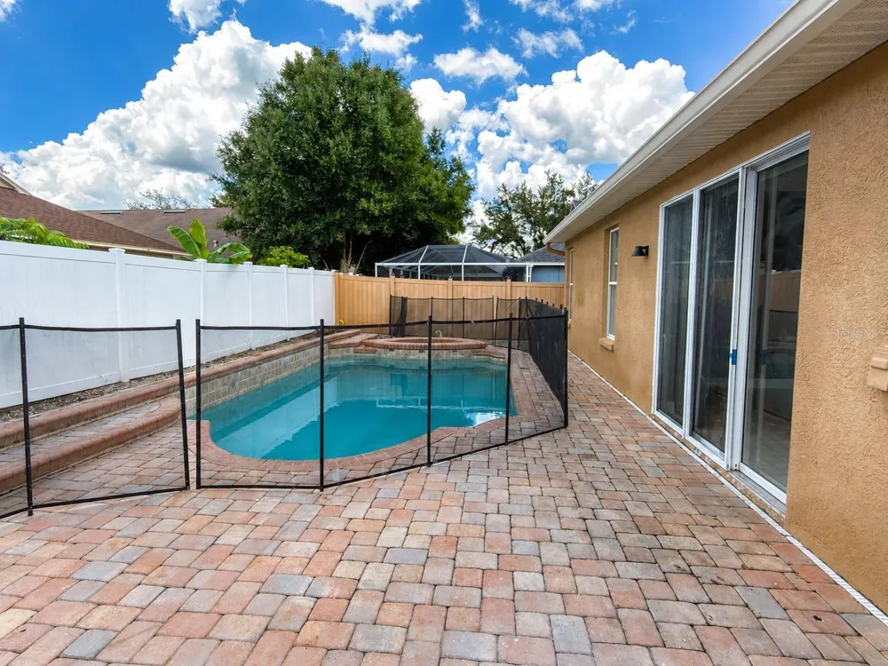15430 LAKE BELLA VISTA DRIVE Tampa, FL 33625