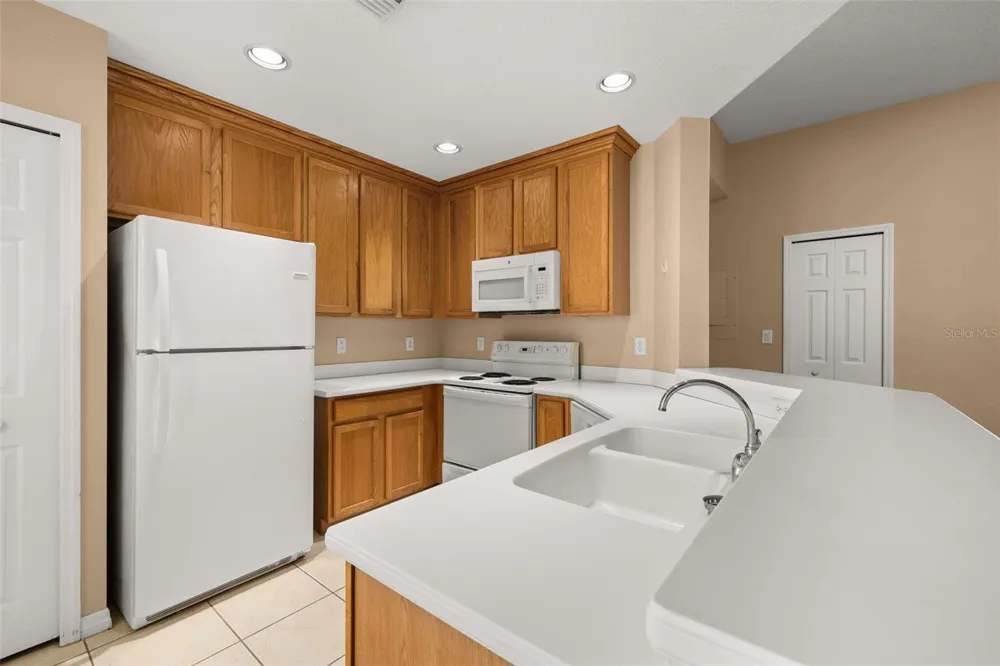 921 BEGONIA ROAD #203 Celebration, FL 34747