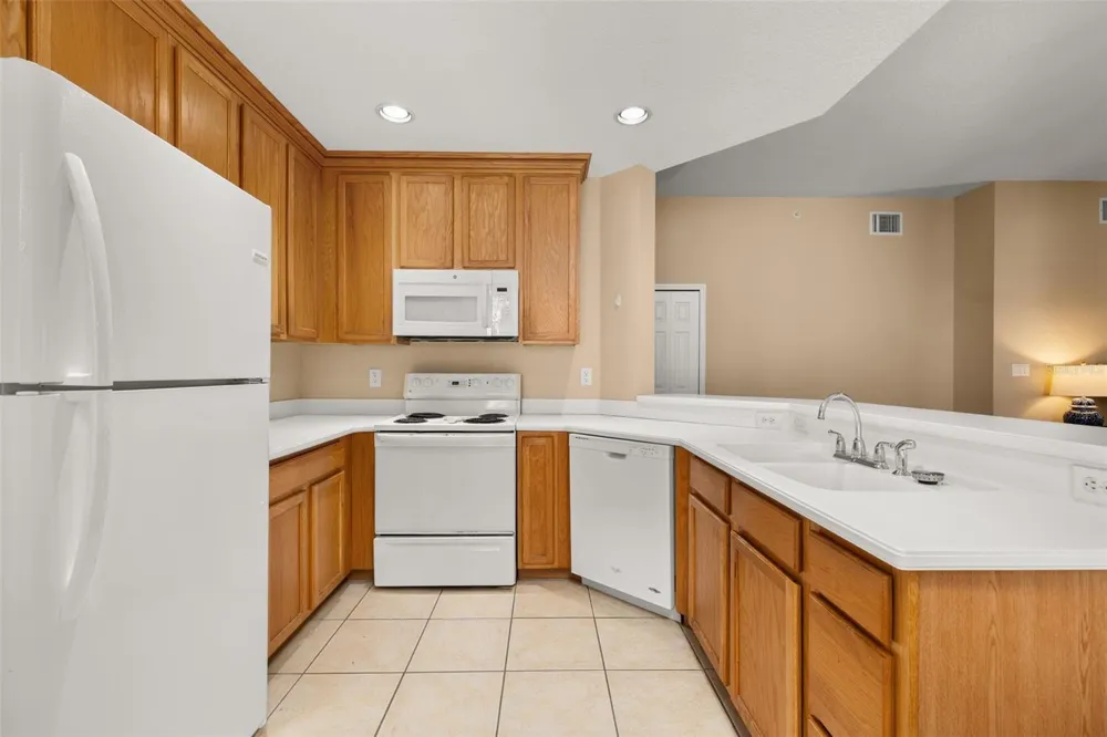 921 BEGONIA ROAD #203 Celebration, FL 34747
