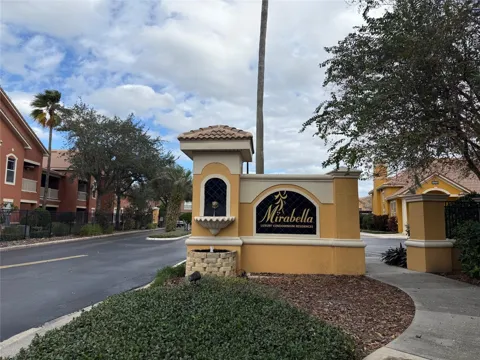 8848 VILLA VIEW CIRCLE #206