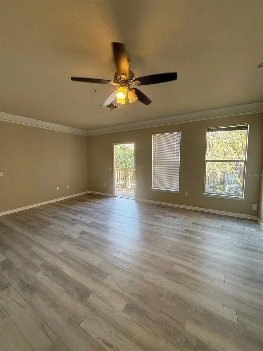 8848 VILLA VIEW CIRCLE #206 Orlando, FL 32821