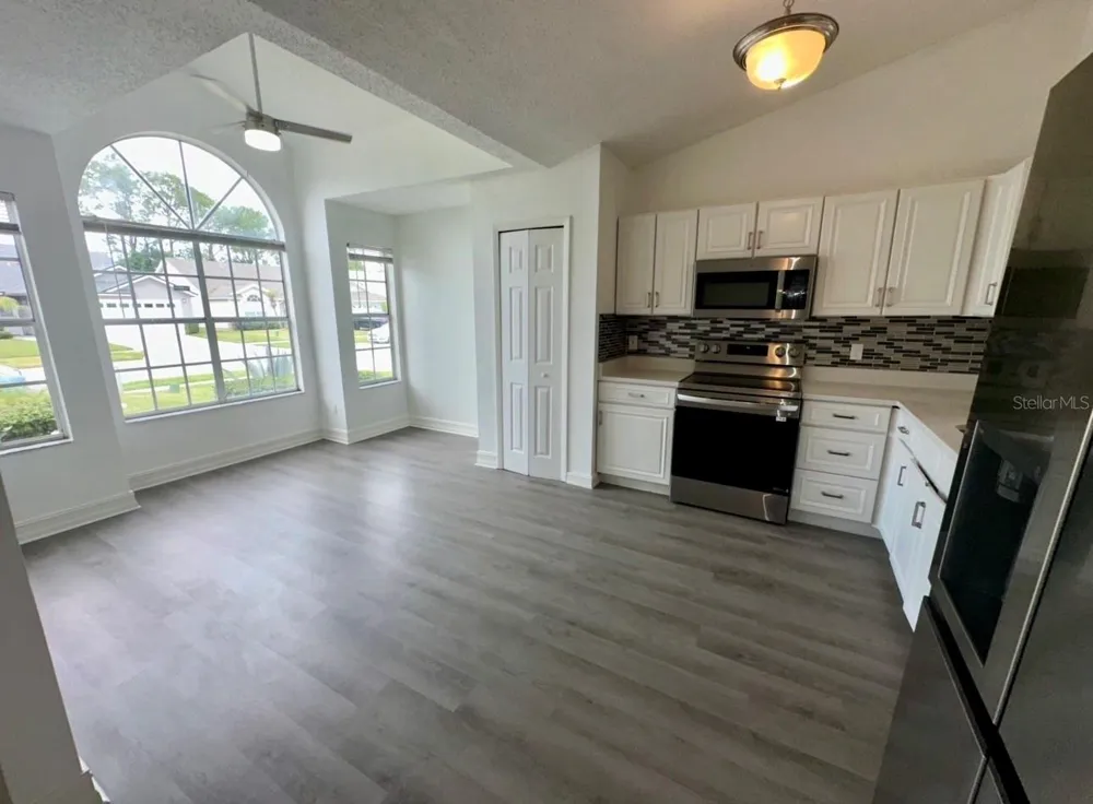 2784 FALLING TREE CIRCLE Orlando, FL 32837