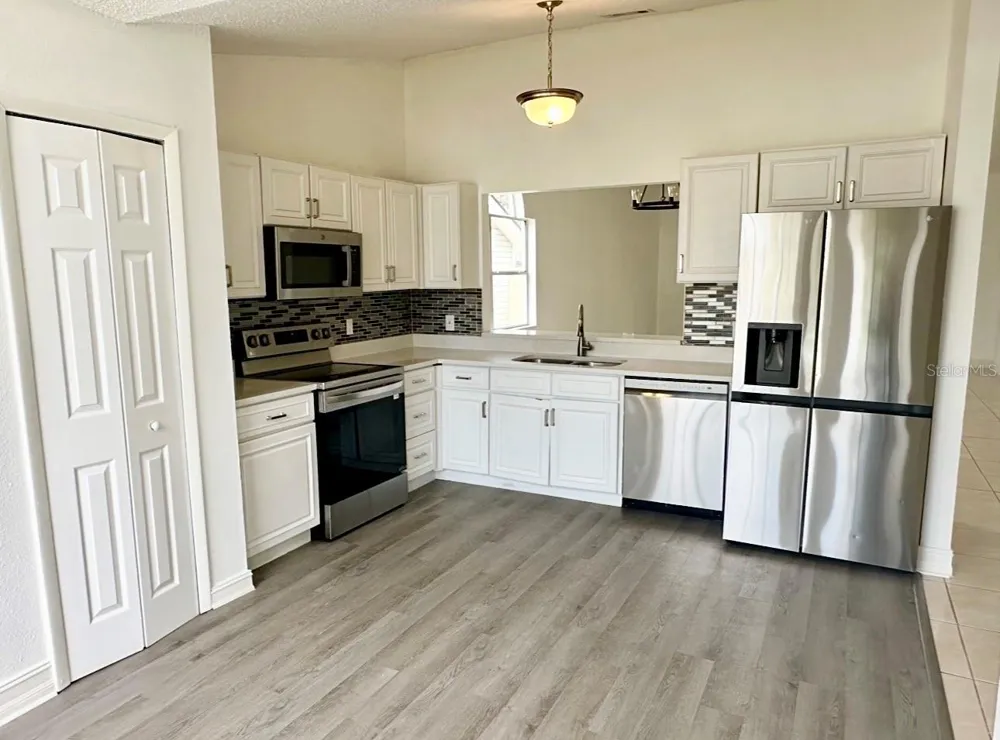 2784 FALLING TREE CIRCLE Orlando, FL 32837