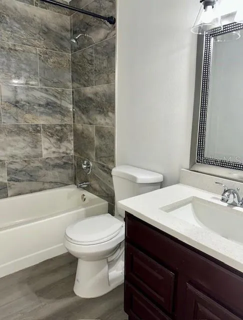 2784 FALLING TREE CIRCLE Orlando, FL 32837