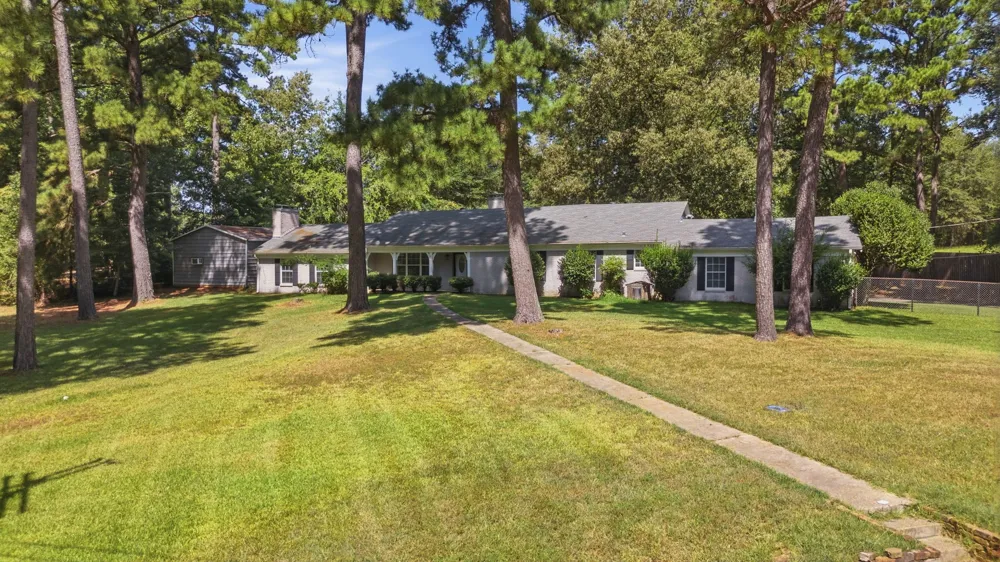 1316 Pine Hill Drive Jefferson, TX 75657