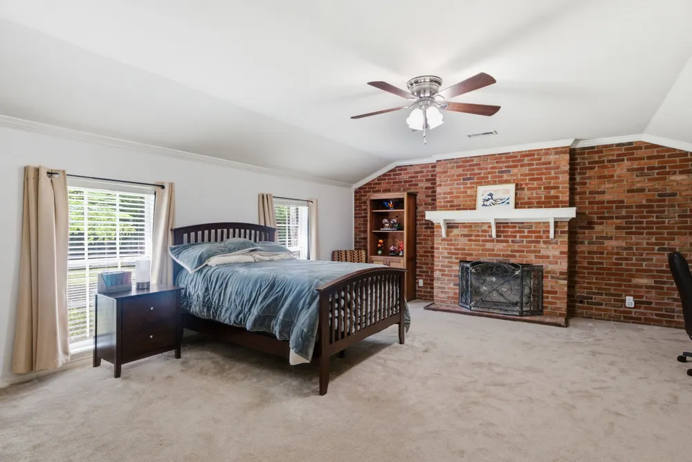 1316 Pine Hill Drive Jefferson, TX 75657
