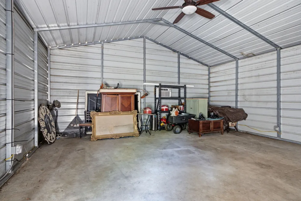 1316 Pine Hill Drive Jefferson, TX 75657