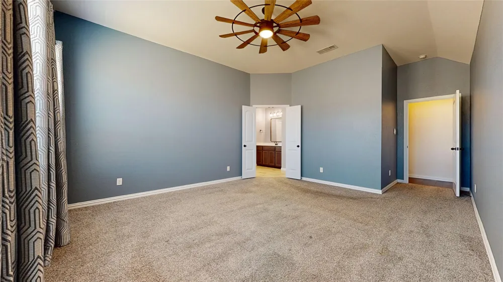 1021 Flagstone Drive Weatherford, TX 76085
