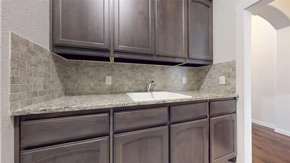 1021 Flagstone Drive Weatherford, TX 76085