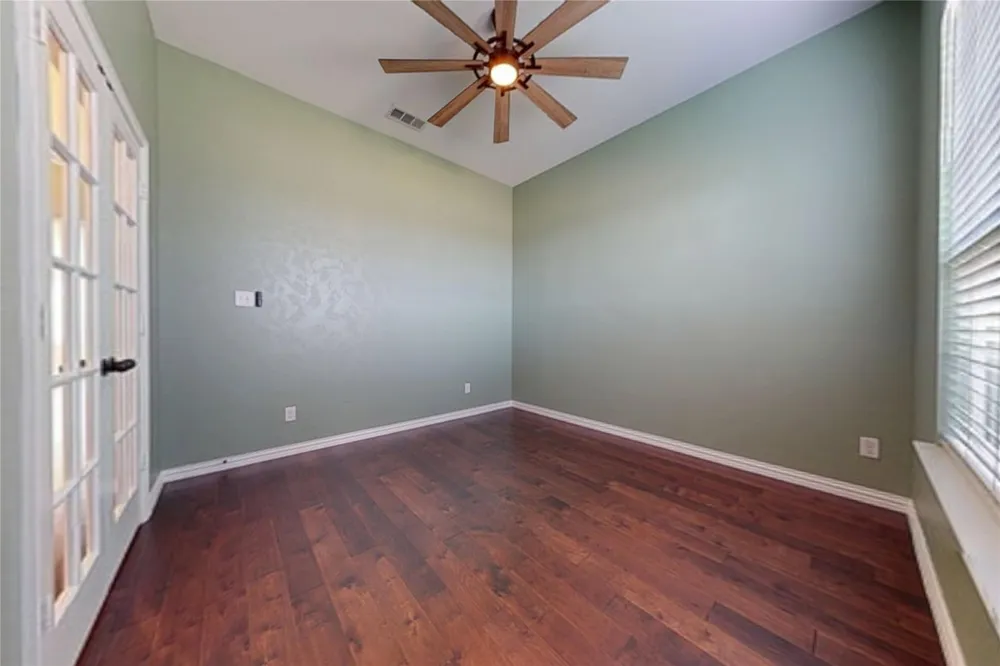 1021 Flagstone Drive Weatherford, TX 76085