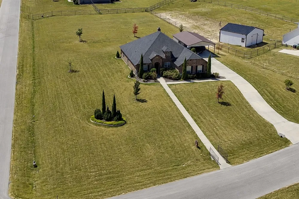 1021 Flagstone Drive Weatherford, TX 76085