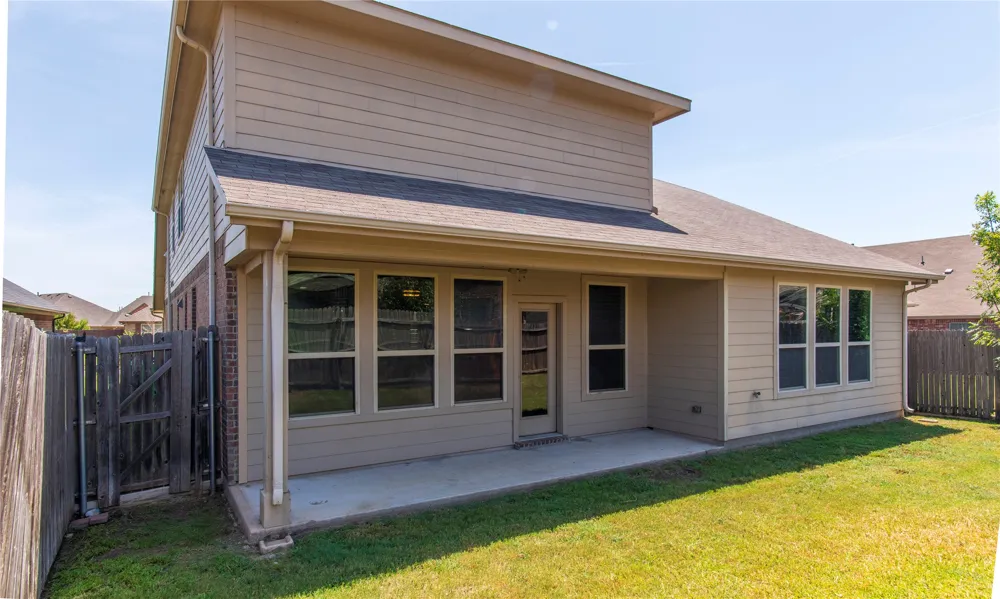 812 Goldenmist Drive Little Elm, TX 75068