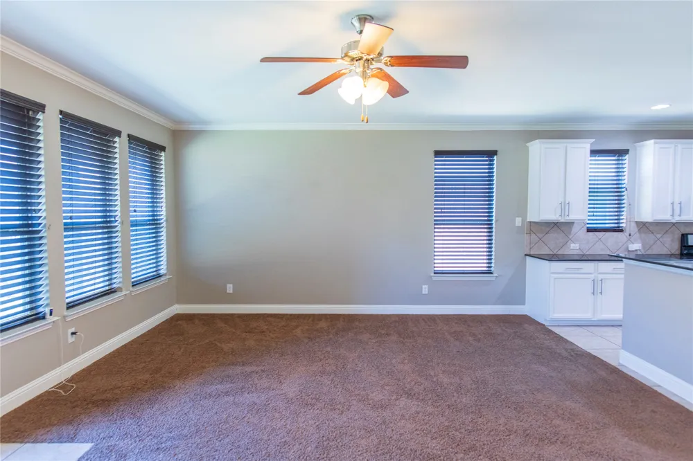 812 Goldenmist Drive Little Elm, TX 75068