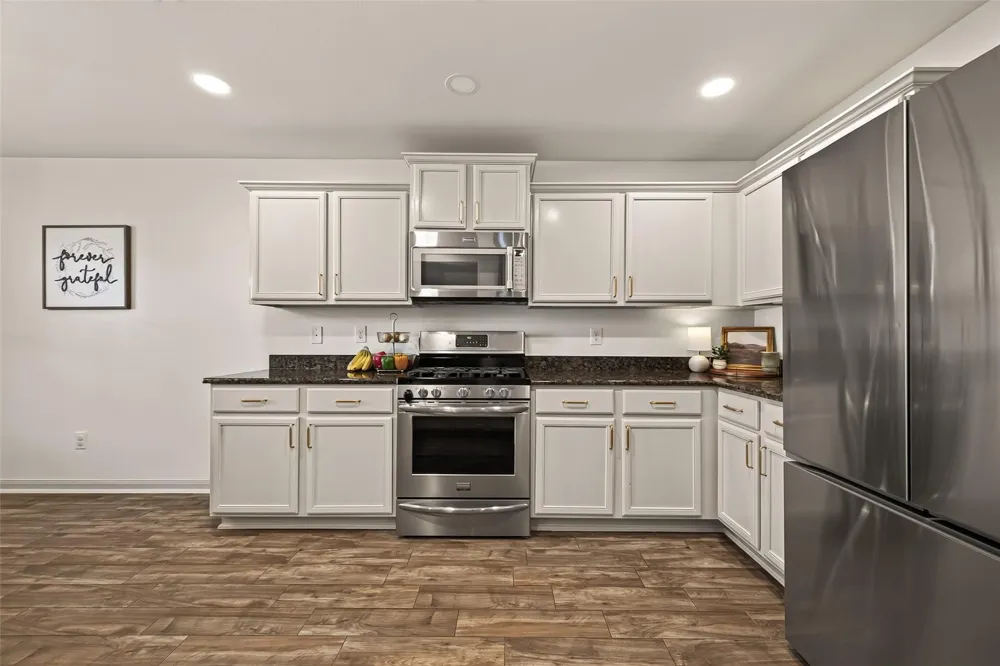 102 Indigo Brush Drive La Marque, TX 77568