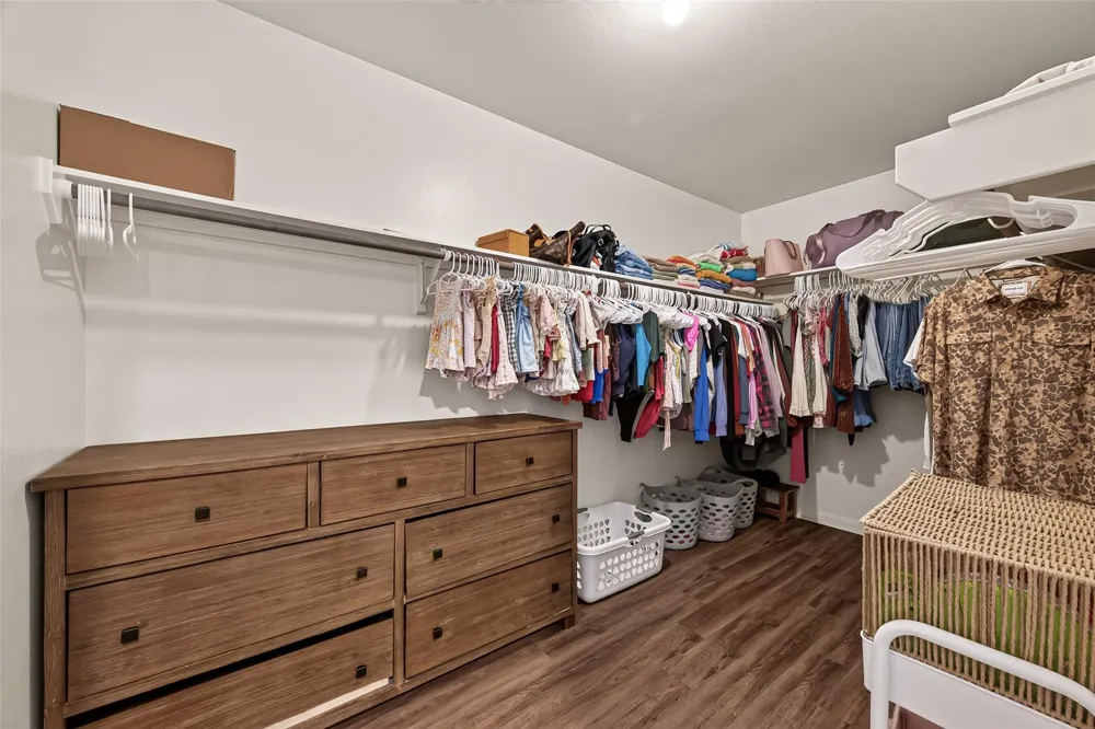 102 Indigo Brush Drive La Marque, TX 77568