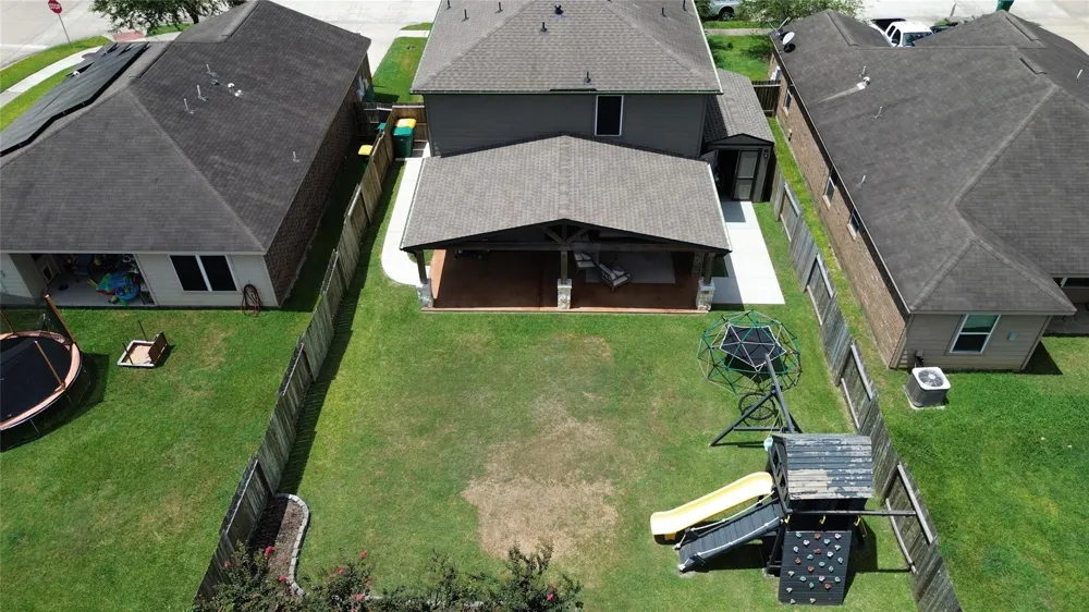 102 Indigo Brush Drive La Marque, TX 77568
