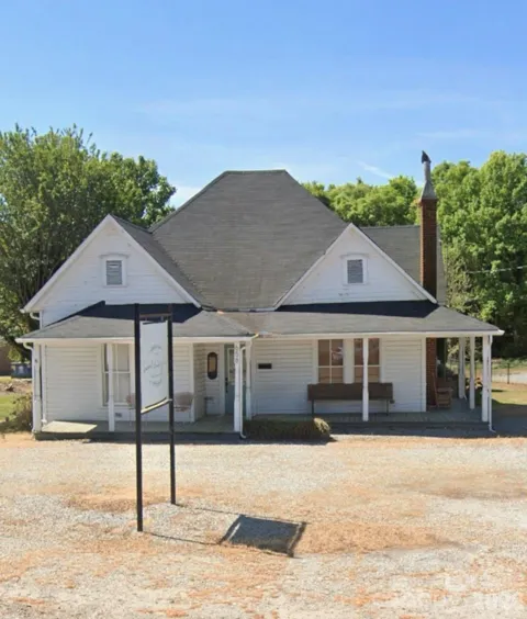 658 E Main Avenue